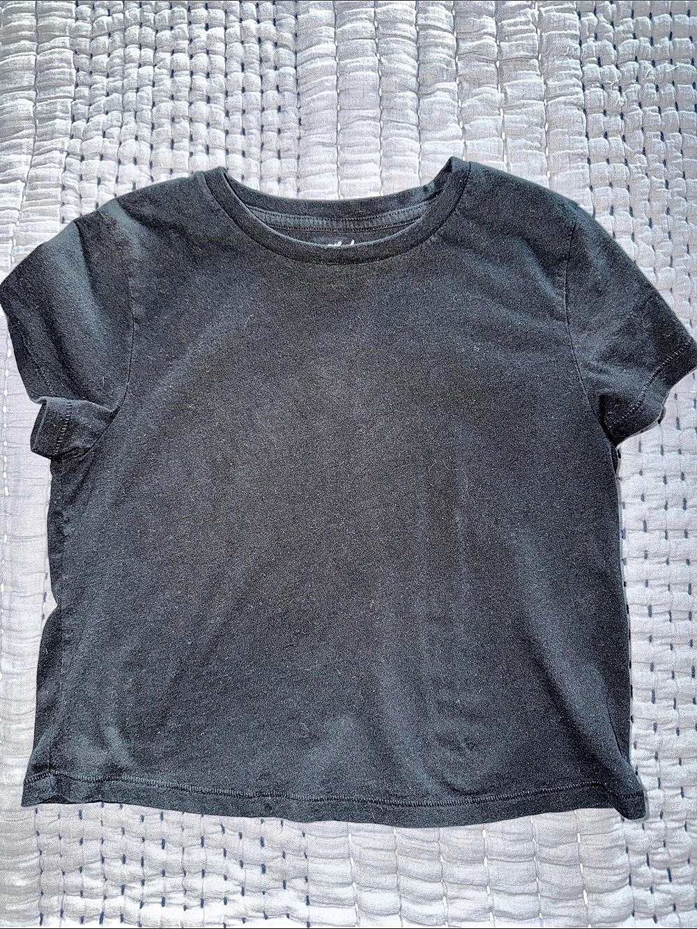 Universal Thread Cropped Tee in Black Size Medium
